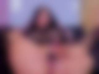 Chlooee's Live Sex Cam Show