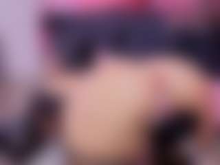 Chlooee's Live Sex Cam Show
