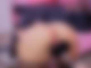 Chlooee's Live Sex Cam Show