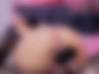 Chlooee's Live Sex Cam Show