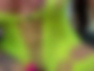 Chlooee's Live Sex Cam Show