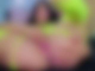 Live cam show with Chlooee - Tease Latina on x69.live | colombia