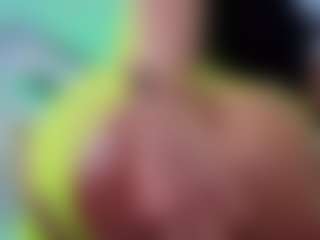 Chlooee's Live Sex Cam Show