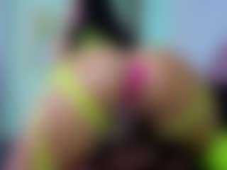 Live cam show with Chlooee - Strip BBW on Lustler