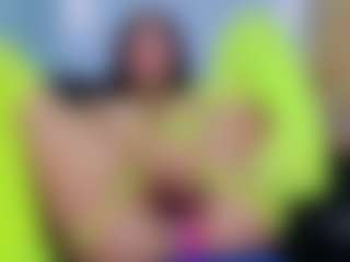 Chlooee's Live Sex Cam Show