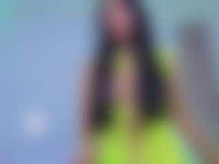 Chlooee's Live Sex Cam Show