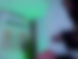 Chlooee's Live Sex Cam Show