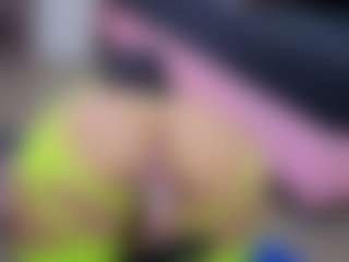 Chlooee's Live Sex Cam Show