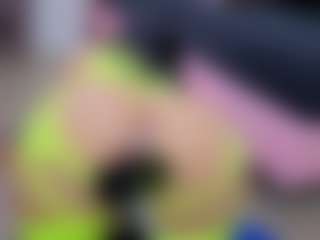 Chlooee's Live Sex Cam Show