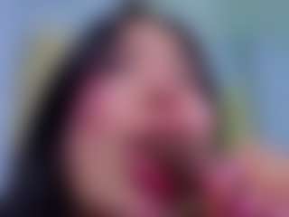 Chlooee's Live Sex Cam Show
