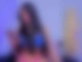 Chlooee's Live Sex Cam Show
