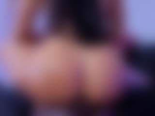 Chlooee's Live Sex Cam Show