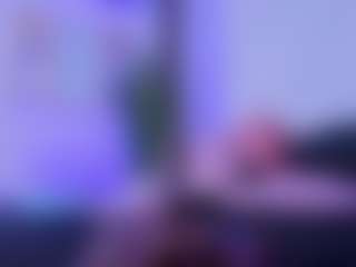 Chlooee's Live Sex Cam Show