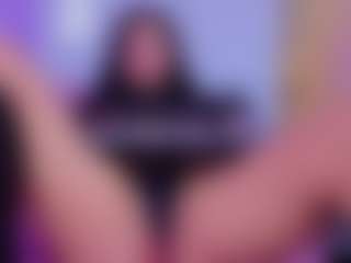 Chlooee's Live Sex Cam Show