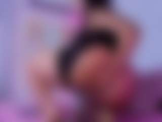 Chlooee's Live Sex Cam Show