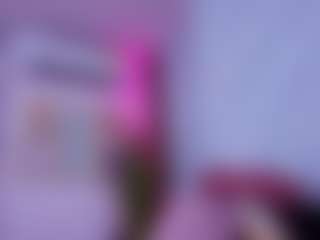 Chlooee's Live Sex Cam Show