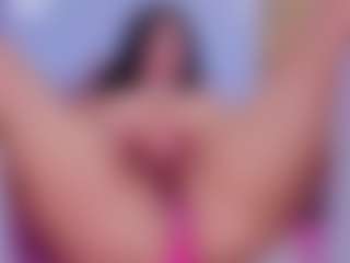 Chlooee's Live Sex Cam Show