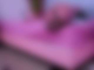 Chlooee's Live Sex Cam Show