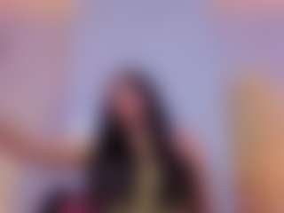 Chlooee's Live Sex Cam Show