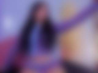 Chlooee's Live Sex Cam Show
