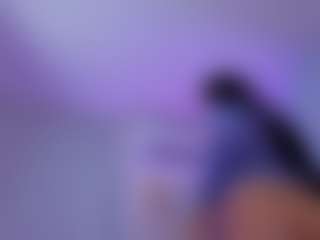 Chlooee's Live Sex Cam Show