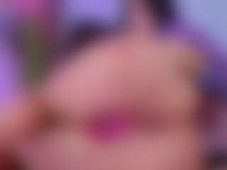 Chlooee's Live Sex Cam Show