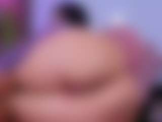Chlooee's Live Sex Cam Show