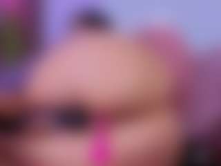 Chlooee's Live Sex Cam Show