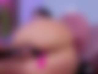 Chlooee's Live Sex Cam Show