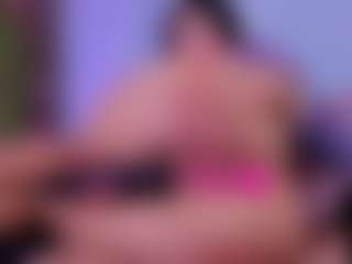 Chlooee's Live Sex Cam Show