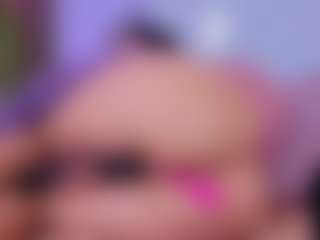 Chlooee's Live Sex Cam Show