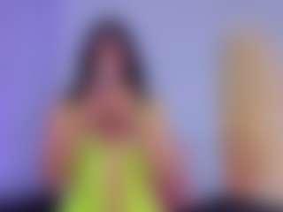 Chlooee's Live Sex Cam Show