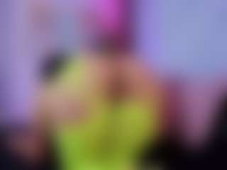 Chlooee's Live Sex Cam Show