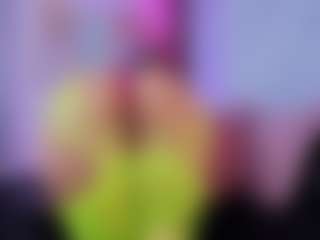 Chlooee's Live Sex Cam Show