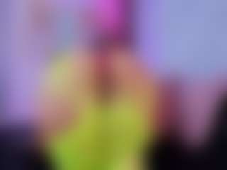 Chlooee's Live Sex Cam Show