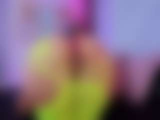 Chlooee's Live Sex Cam Show