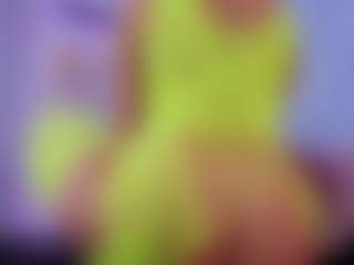 Chlooee's Live Sex Cam Show