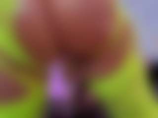 Chlooee's Live Sex Cam Show