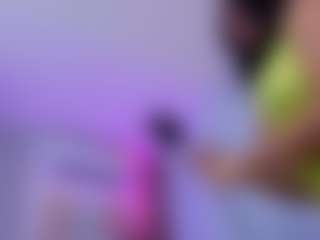 Chlooee's Live Sex Cam Show