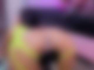 Chlooee's Live Sex Cam Show
