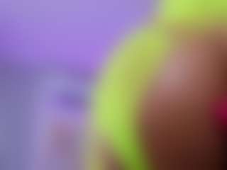 Chlooee's Live Sex Cam Show