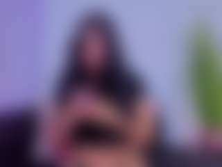 Chlooee's Live Sex Cam Show