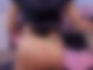 Chlooee's Live Sex Cam Show
