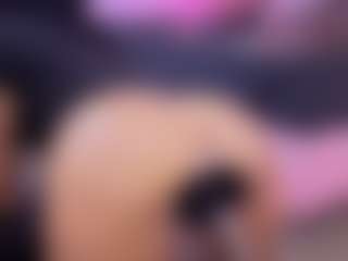 Chlooee's Live Sex Cam Show