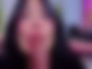 Chlooee's Live Sex Cam Show