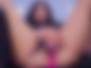 Chlooee's Live Sex Cam Show