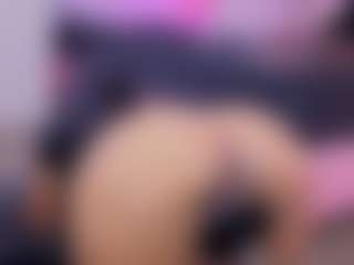 Chlooee's Live Sex Cam Show