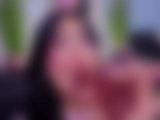 Chlooee's Live Sex Cam Show