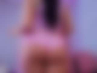 Chlooee's Live Sex Cam Show