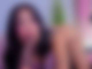 Chlooee's Live Sex Cam Show